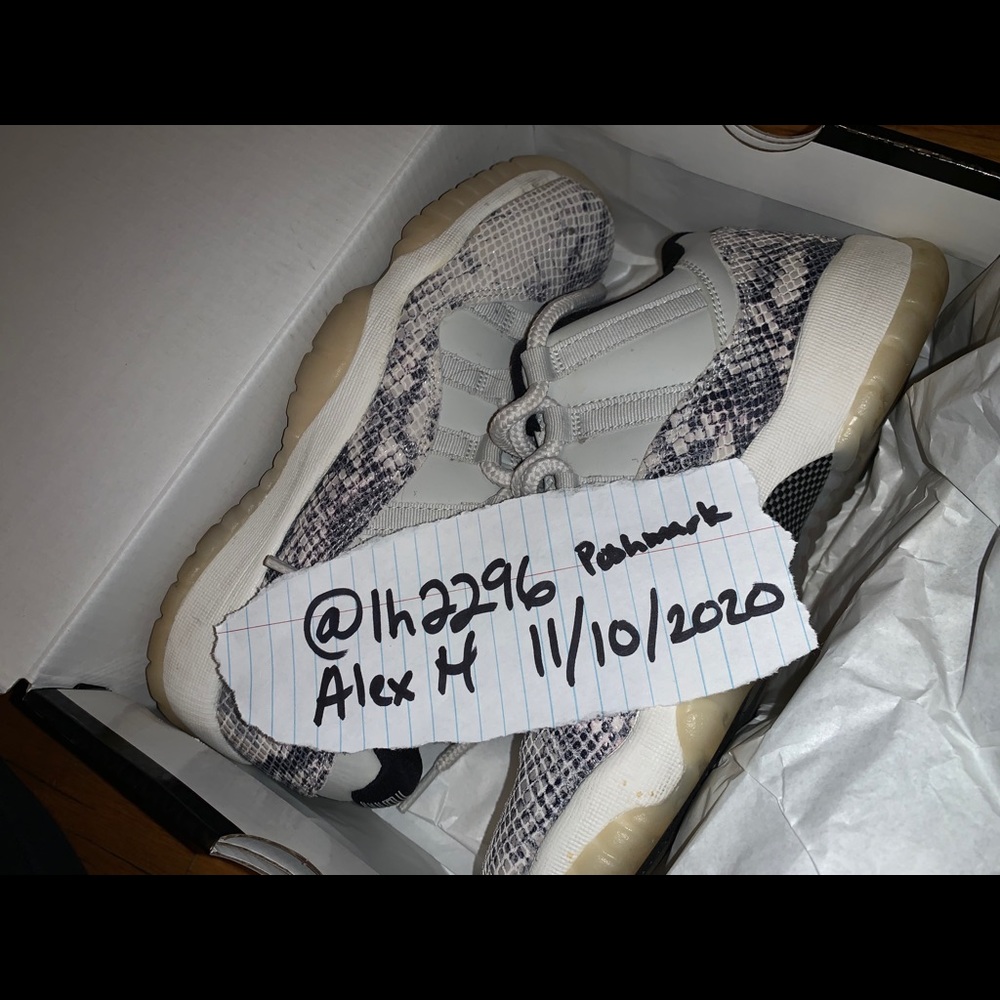 Air Jordan 11 Retro Low
